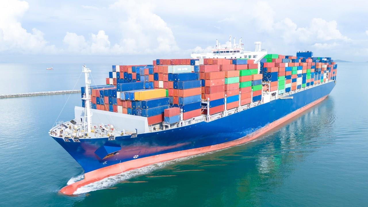 Logistics in 2025: How Shifting Global Trade Routes Are Reshaping Fashion Supply Chains